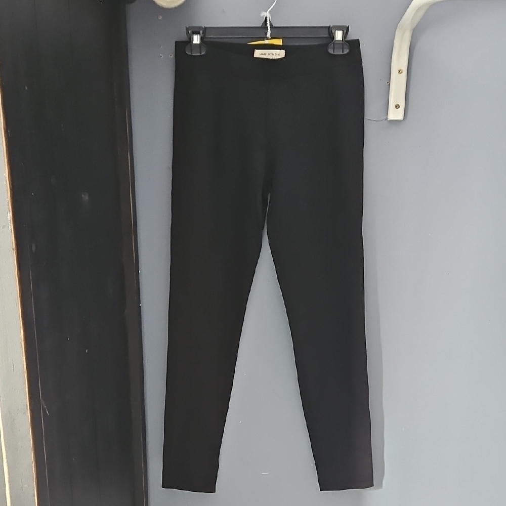 #32 NWOT Max Studio Black Full Length Leggings